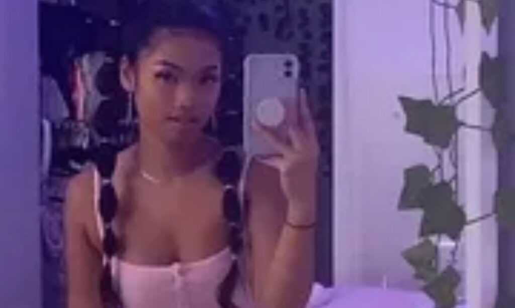 Chic & Clever Sexy Captions for Instagram