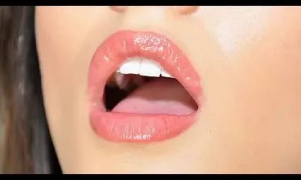 Lips & Eyes NSFW Captions 