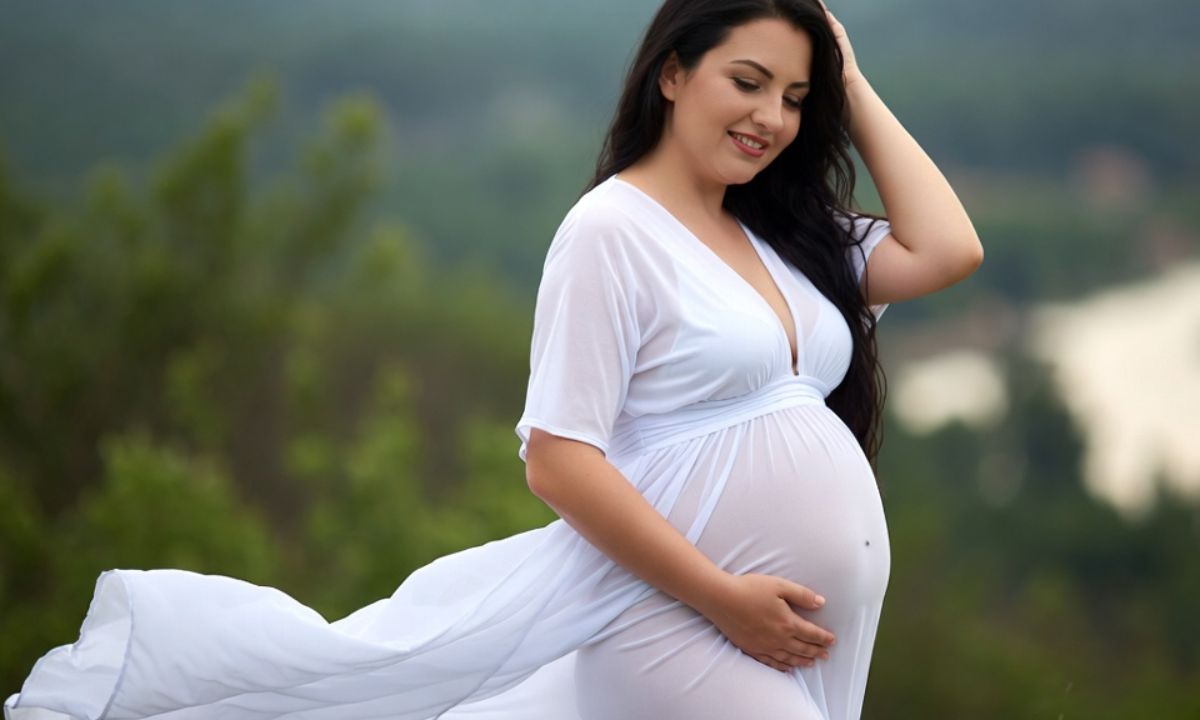 150 + Maternity Photo Captions for Instagram to Celebrate Your Bump